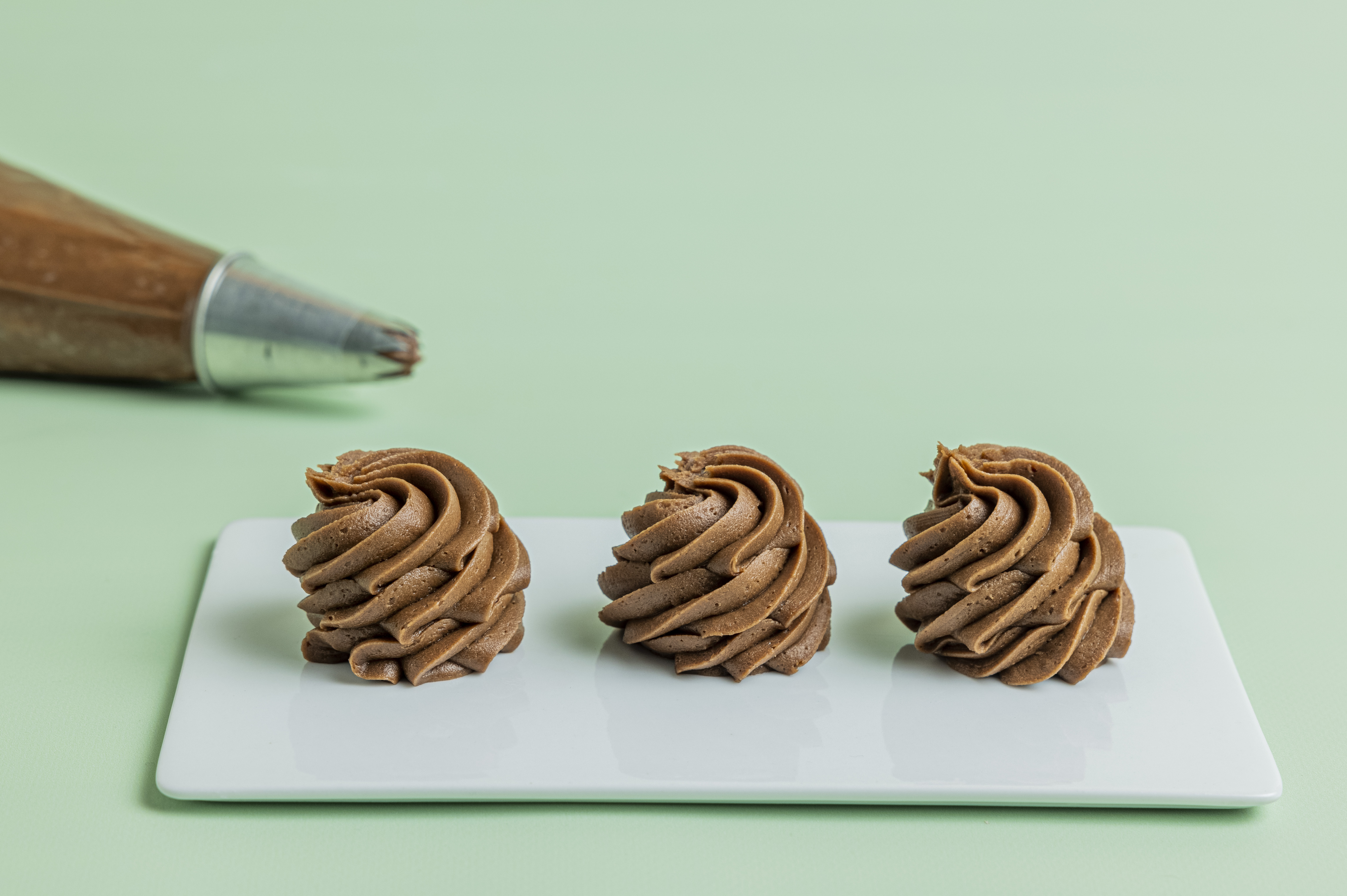 Kremen gj&oslash;r sjokoladekakene v&aring;re til en favoritt hos mange2.jpg